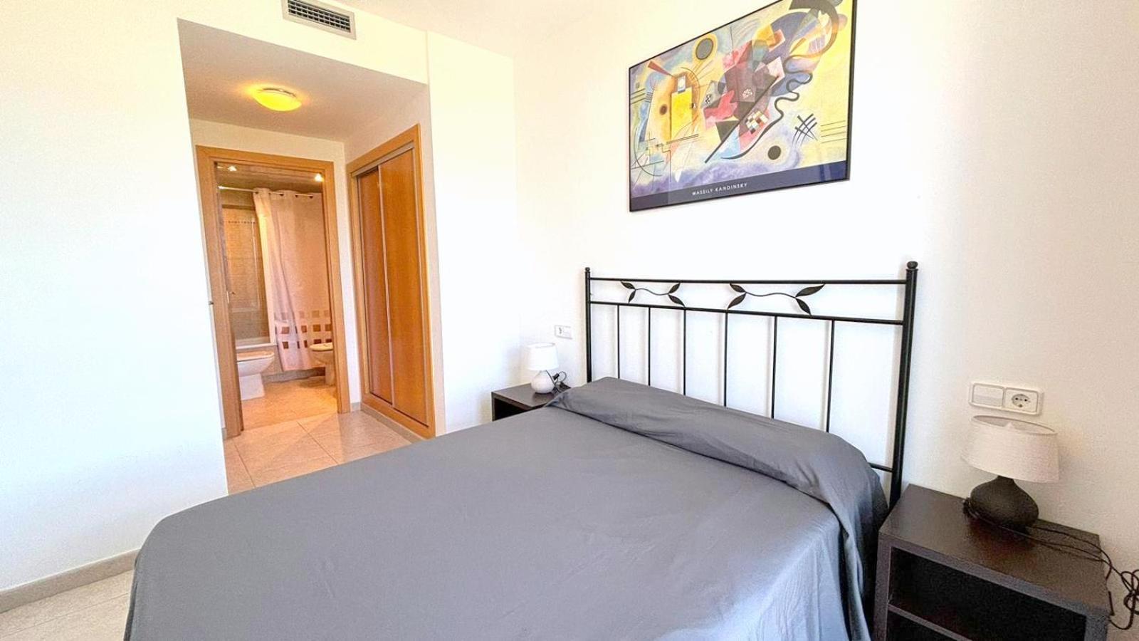 Puigmal Apartment เอมปูเรียบราบา ภายนอก รูปภาพ