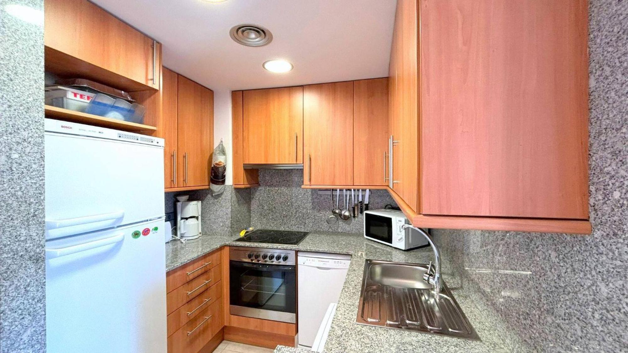 Puigmal Apartment เอมปูเรียบราบา ภายนอก รูปภาพ