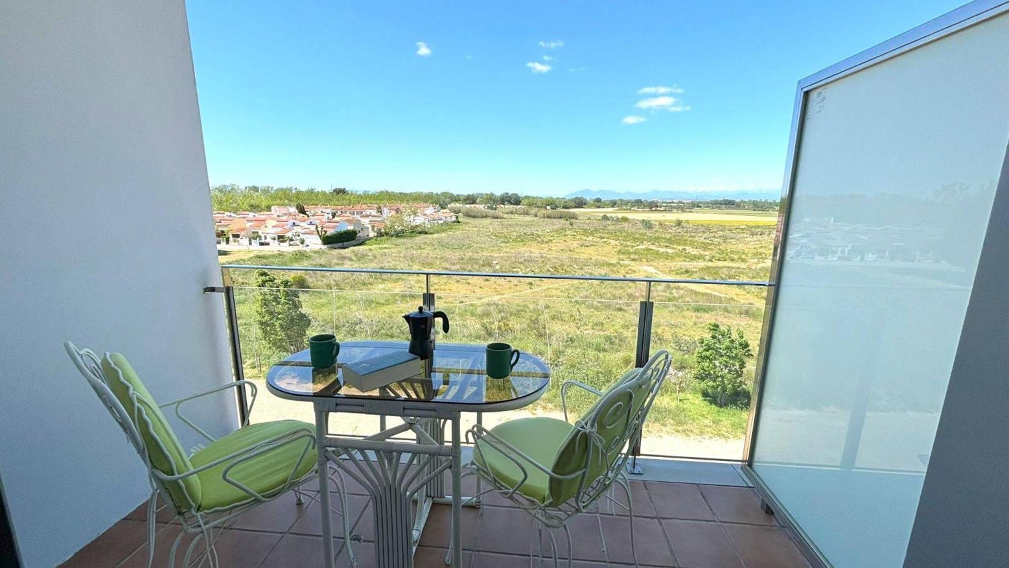 Puigmal Apartment เอมปูเรียบราบา ภายนอก รูปภาพ