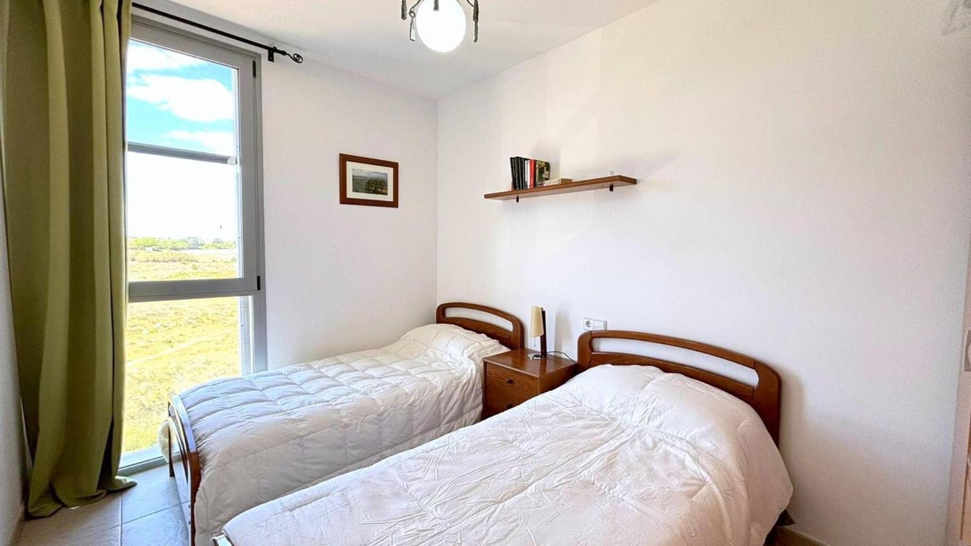 Puigmal Apartment เอมปูเรียบราบา ภายนอก รูปภาพ